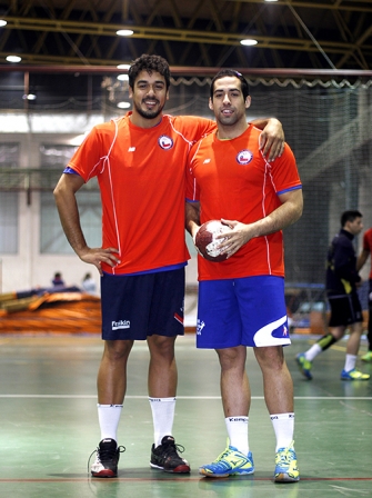 Escribiendo la historia con letras de bronce